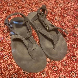 Like new Teva ankle strap sandals